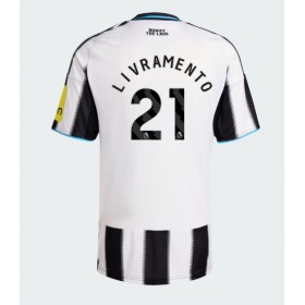 Newcastle United Tino Livramento #21 Hemmakläder 2025-26 Kortärmad